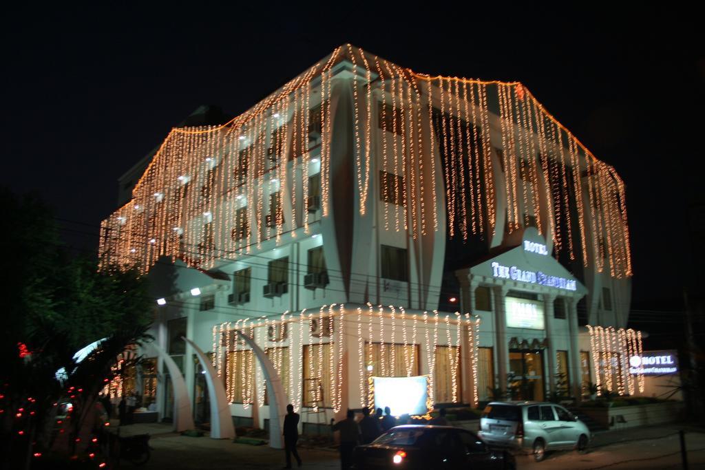 Hotel The Grand Chandiram Kota  Zewnętrze zdjęcie